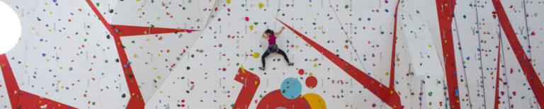 Activité escalade au 1055